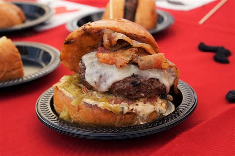 Burger Brawl Returns South Philly Review