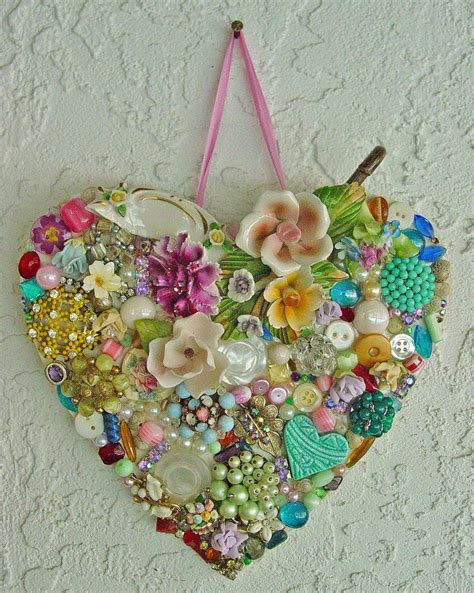 A 3 D Heart Loaded Button Crafts Heart Crafts Crafts