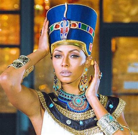 Resultado De Imagen De Pictures Of Nefertiti Egyptian Beauty Egyptian