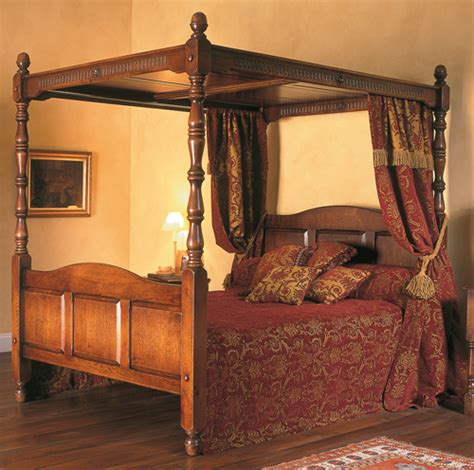 Balmoral Four Poster Bed Four Poster Bed