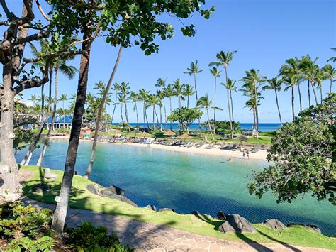 Hawaiian Paradise So Big It Has Its Own Tram Hiltons Waikoloa Village