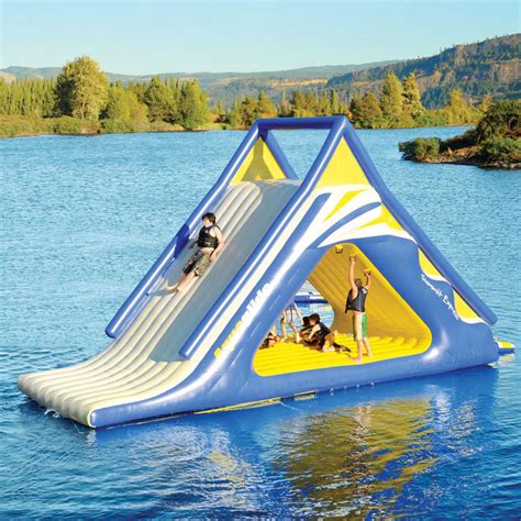 China Giant Inflatable Floating Water Slide For Summer China