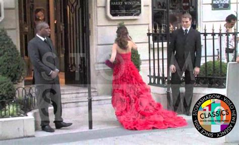 Gossip Girl Shooting In Paris France 2010 Avenue Montaigne Youtube