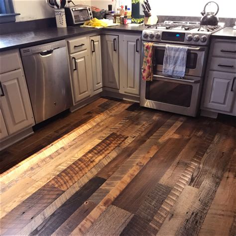 How To Use Reclaimed Barn Wood For Flooring The Floors