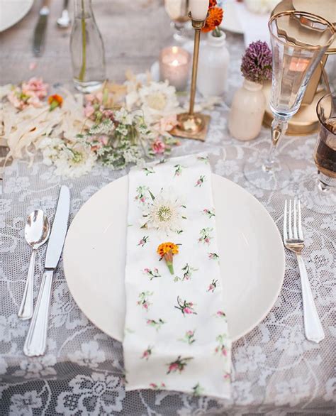 37 Unique Wedding Place Setting Ideas We Love Wedding Table Linens
