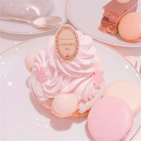 Macaron Cream Dessert Pink Aesthetic With Images Cute Desserts