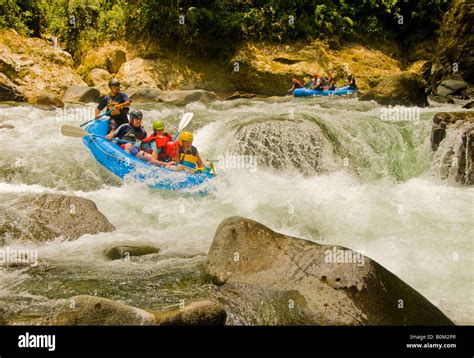 Costa Rica Group Whitewater Rafting On The Lower Pacuare River