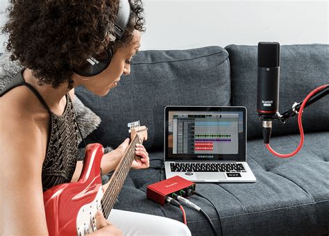 Focusrite Scarlett Solo Studio Usb Audio Interface With Microphone