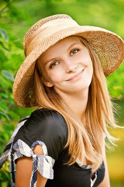 Girl In Straw Hat Stock Image Image Of Glad Pretty 15693295