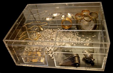 Priceless Discoveries Revealing The 7 Largest Gold Treasures In History