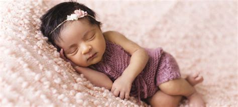 15 Uplifting Prayers For A Baby Girl Connectus