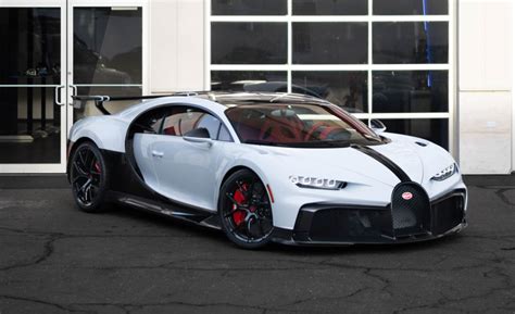 Bugatti chiron price, specs, photos & review. 2021 Bugatti Chiron Pur Sport review - Electric cars can't ...