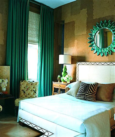 Queen Ginas Decor Going Green How To Include Emerald Green In Your