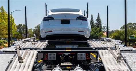 Tesla Recalls More Than 475000 Us Cars On Technical Issues La Verdad