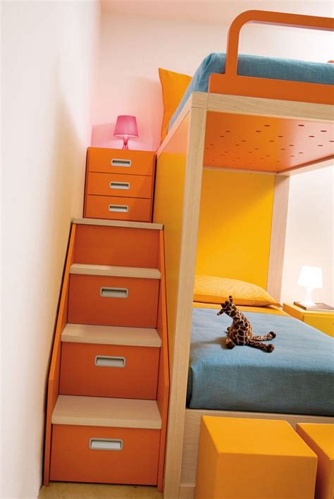 Sie bieten außerdem stauraum für spielsachen und haben für deine kinder einen hohen unterhaltungswert. Hochbett Treppe Mit Stauraum | Haus Design Ideen