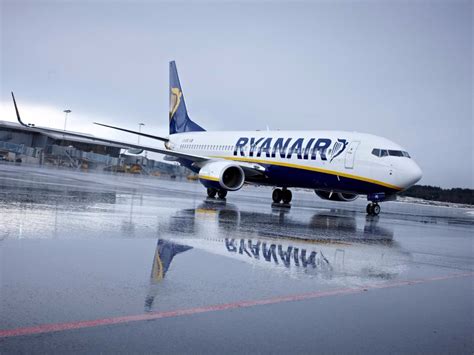 Ryanair Passenger Takes Emergency Exit After Flight Delayed On Tarmac