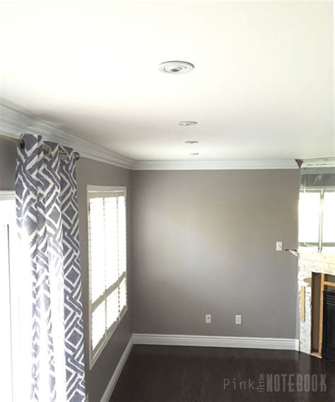 Take a look at two before and after's to see what a difference popcorn ceiling removal can make! Removing popcorn ceiling and refinishing IAMMRFOSTER.COM
