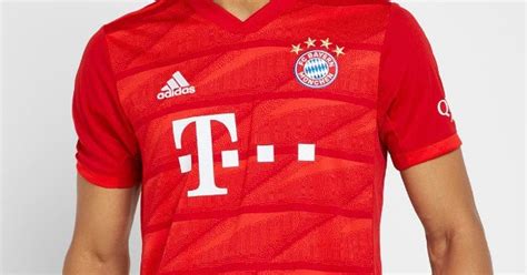 O bayern de munique foi fundado em 1900. Vazam imagens da nova camisa do Bayern de Munique para ...