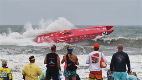 Speed Thrills As Powerboat Races Thunder Into Cocoa Beach For 10th Year