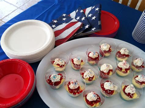 Craving some vanilla pudding but don't have any instant mix? Labor Day vanilla berry pudding shots! Vanilla pudding ...