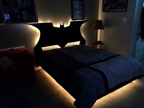 For The Extreme Batman Fans Behold The Batman Bed And Headboard Too Epic For Ya Geek