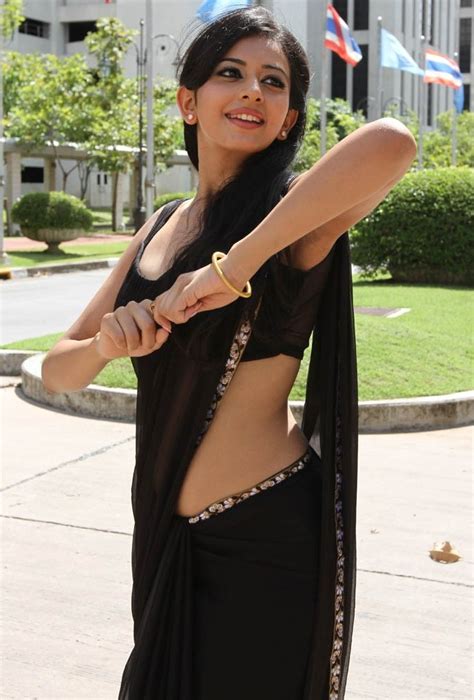 Rakul Preet Singh Hot Navel Show In Saree Stills ~ Actresszoneblogest1