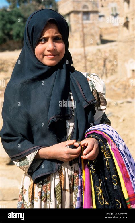 Yemeni Girl Sanaa Yemen Middle East Stock Photo Royalty Free Image Alamy