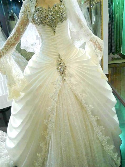 Taşlı Gelinlik The Fabric Is Made From Satin And Tulle Wedding Dress Fantasy Wedding Dresses