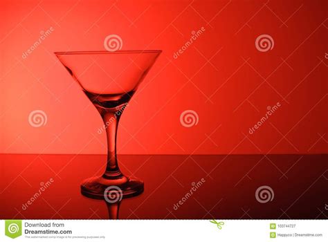 Glasses With Cocktail In A Nightclub Stock Image Image Of Glass Absinthe 103744727