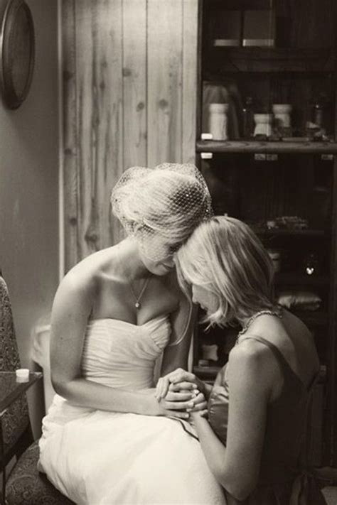 Mother And Daughter Photography Ideas Wedding Photography Poses