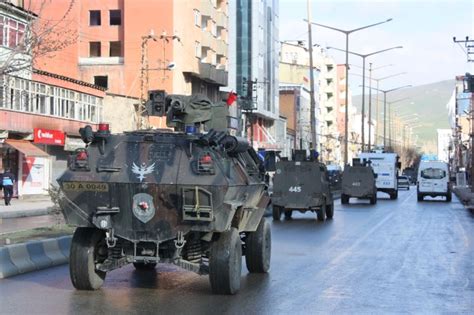Komitmen membantu banyak orang menjadi lebih dahsyat dunia akhirat. Polis didik didik onları arıyor - YENİ ASYA