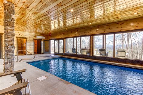Summit Pool Mansion 6 Bedroom Cabin In Sevierville