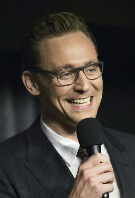 Wird tom hiddleston jetzt bald vater? Pin by Tommy Love on Tom Hiddleston | Tom hiddleston, Toms ...