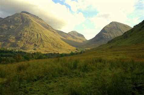 The highlands is a historic region of scotland.1 culturally, the highlands and the lowlands the scottish gaelic name of a' ghàidhealtachd literally means the place of the gaels and traditionally. Romantic Breaks - Highlands and Hotels in Scotland ...