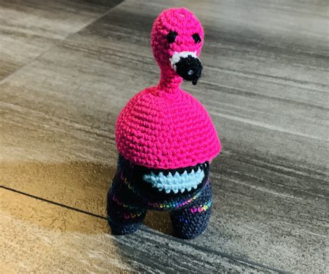You should see 9 new festive hats in your inventory. PinkOlay Crochet: Among Us Flamingo Hat