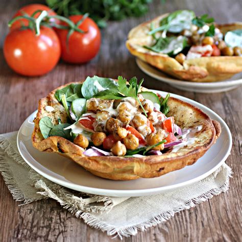 Toasted Pita Bowl Salad