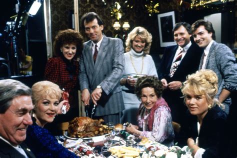 Classic Eastenders How To Watch Old Episodes As The Bbc Soap Celebrates 35th Anniversary