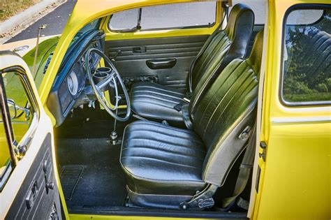 Yellow 1971 Volkswagen Super Beetle 1600cc Air Cooled Boxer 4 4 Speed