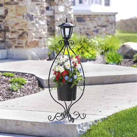 30 Planters With Solar Lights