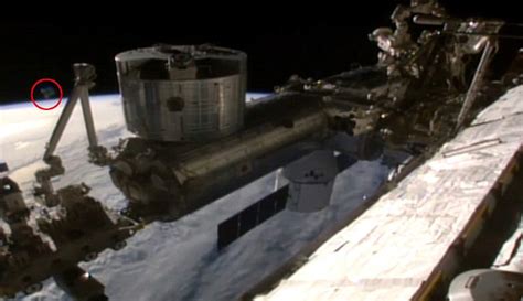 But there are reports china has lost control of the spacecraft, meaning it could crash back into the earth's atmosphere, exploding into molten metal that. Nasa live feed video from the ISS captures a 'UFO' above ...