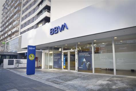 Bbva suiza is the only bank in the bbva group devoted exclusively to private banking. BBVA Uruguay ya tiene la nueva identidad de marca en toda su red de oficinas