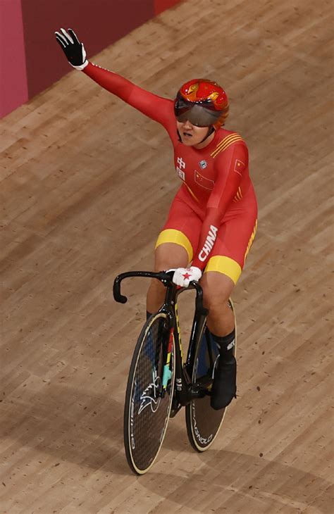 中国队女子场地自行车赛夺金中国队女子场地自行车比赛现场极清组图三千图片网