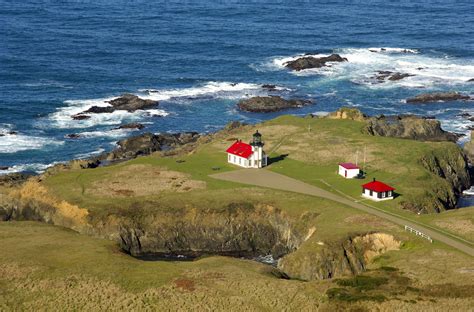 Point Cabrillo Lighthouse In Mendocino Ca United States Lighthouse