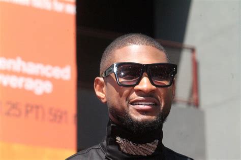 He began singing in his church choir when he was six years old. Usher Is Ringing in 2019 As a Single Man: Here Are the ...