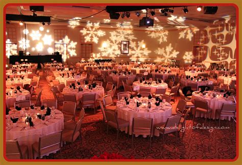 Decorating a Church for Christmas | Every year our church puts on a