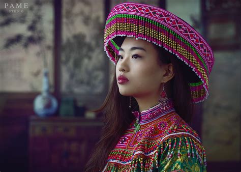 Traditional Hmong-Chinese Outfit | Hmong clothes, Chinese clothing, Hmong fashion