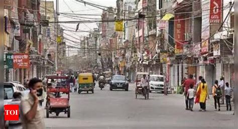 Delhi Laxmi Nagar Market To Open Again With Riders Delhi News