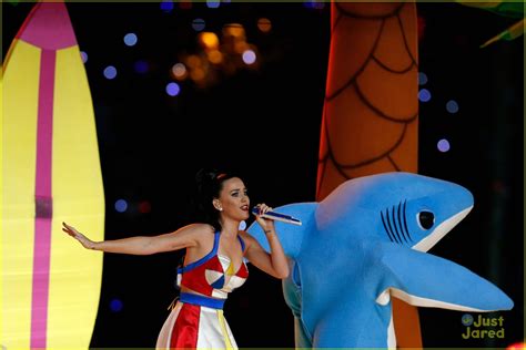 Full Sized Photo Of Katy Perry Super Bowl Halftime Show 2015 30 Katy Perry Slays At Super Bowl