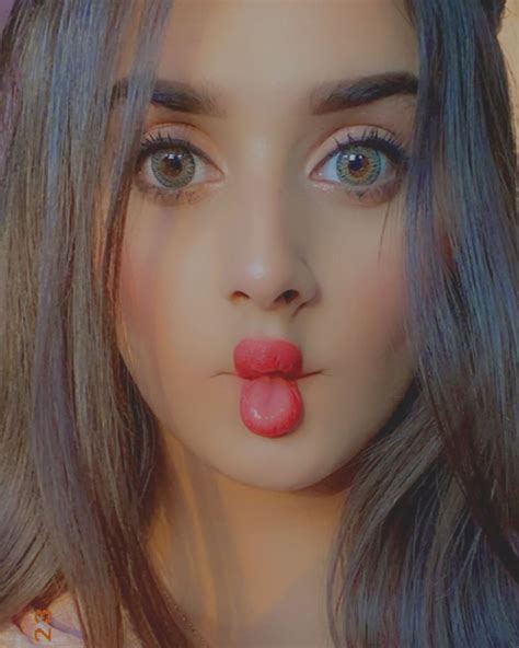 Alishbah Anjum Cute Face Glossy Lips Hair Style Cute Indian Girl