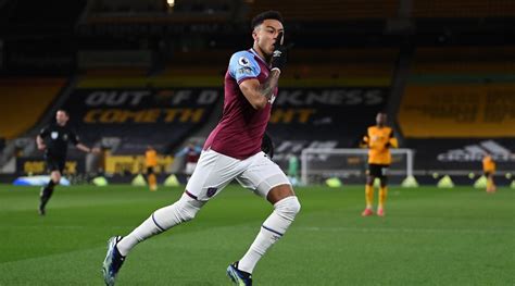 + вест хэм юнайтед west ham united u23 west ham united u18 west ham united молодёжь. Lingard flambe encore avec West Ham
